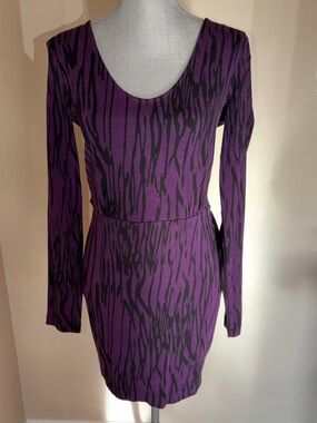 BCBG Generation Open Back Bodycon Dress | Size Medium